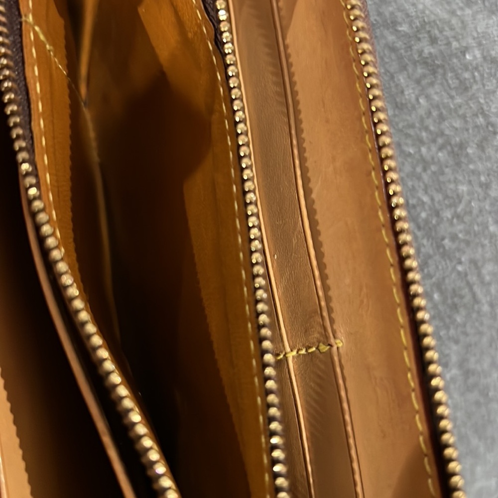 Etro Red and Green Paisley Wallet - Picture 5 of 8